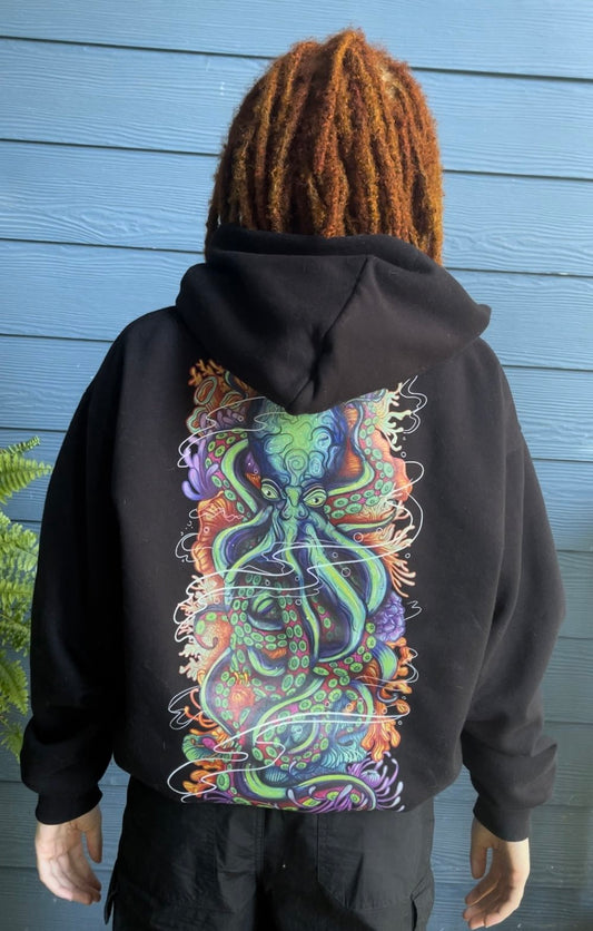Beauty of the deep boxy hoodie